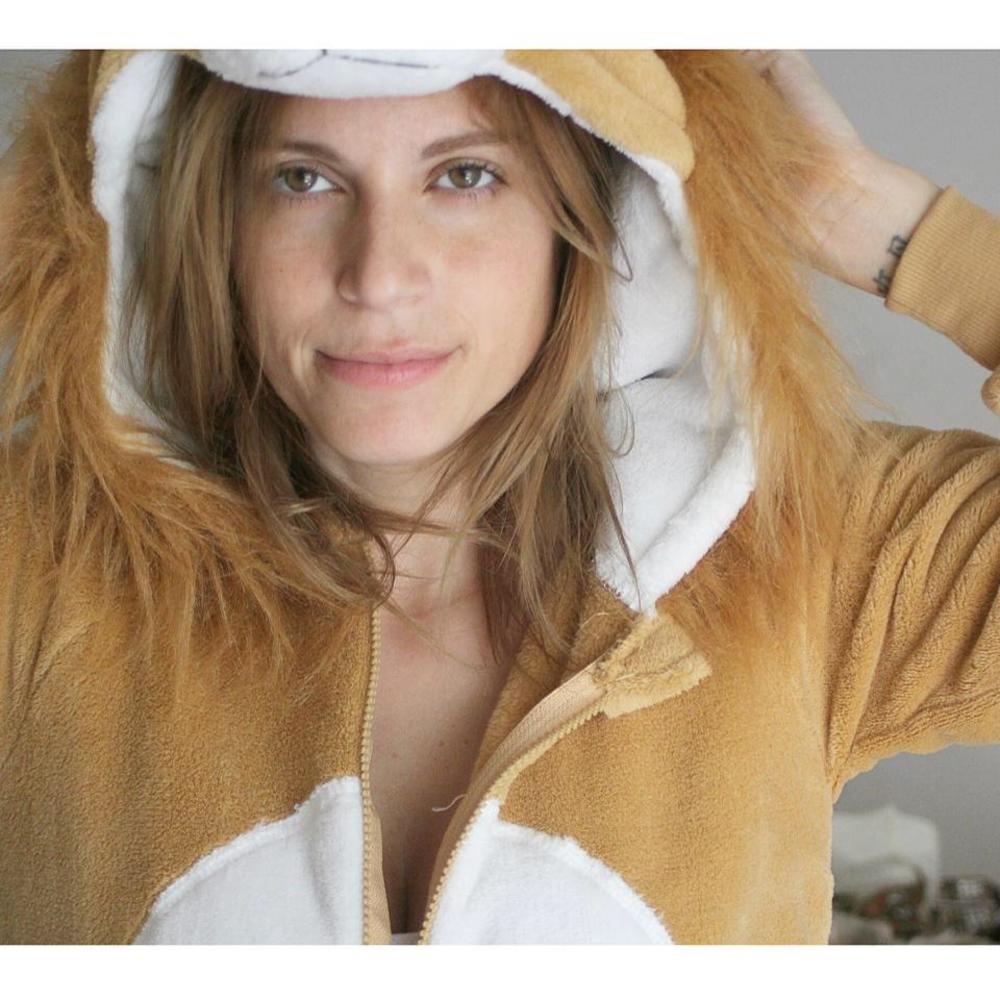 Meet your Posher, Dana